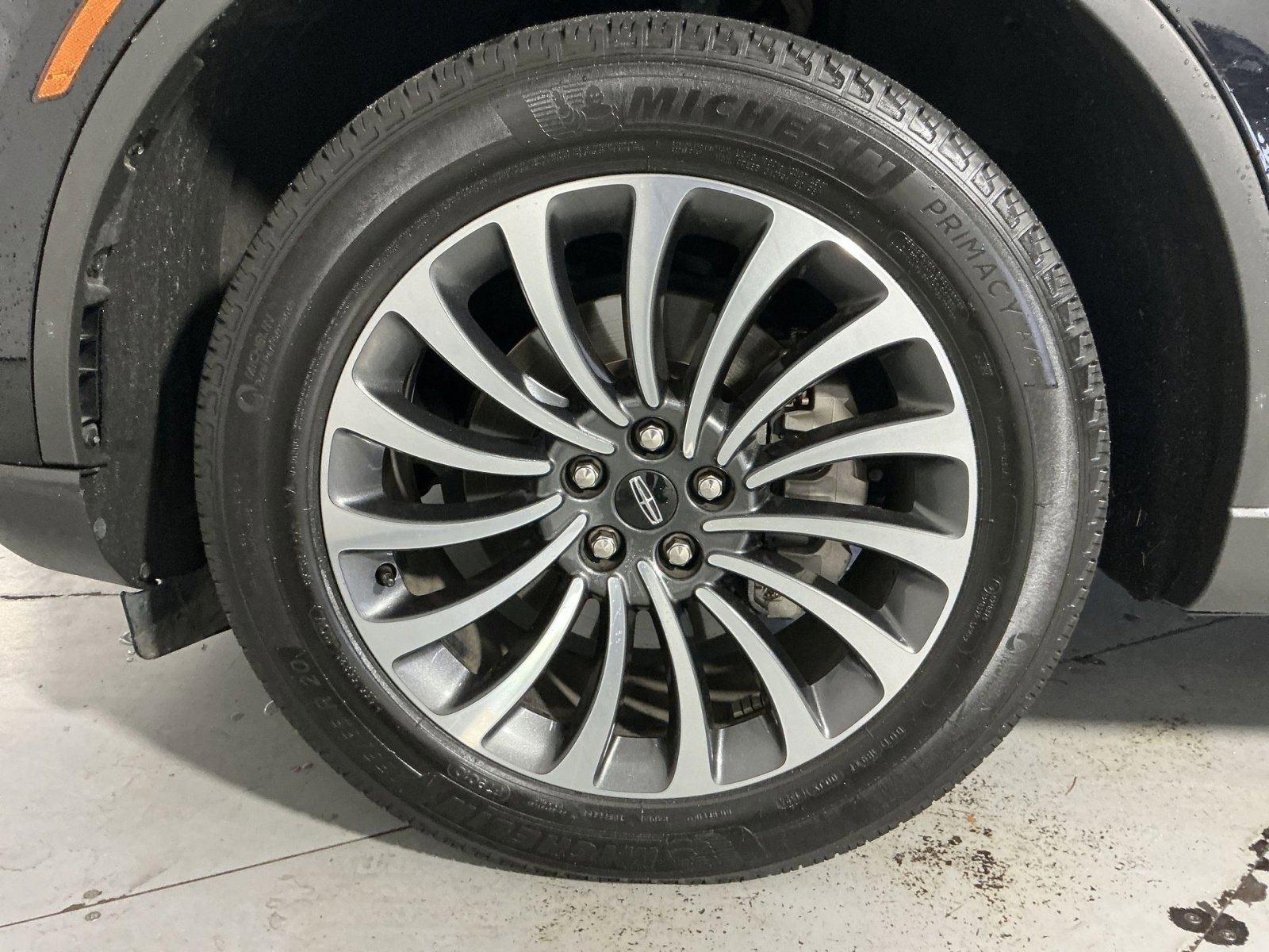 Used 2024 Lincoln Aviator AWD w/ Premium Package image 20