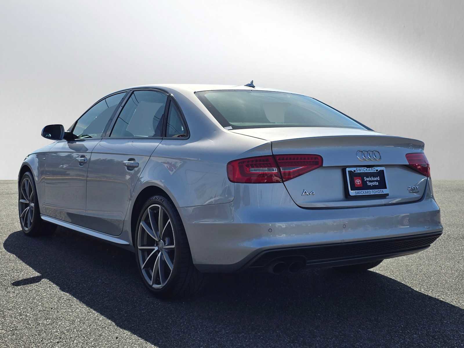 Used 2016 Audi A4 2.0T Premium AWD/4WD image 5