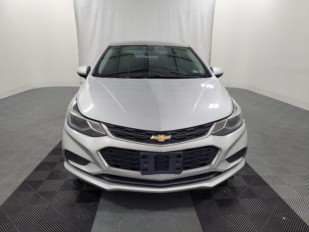 Used 2017 Chevrolet Cruze LT w/ Convenience Package image 14