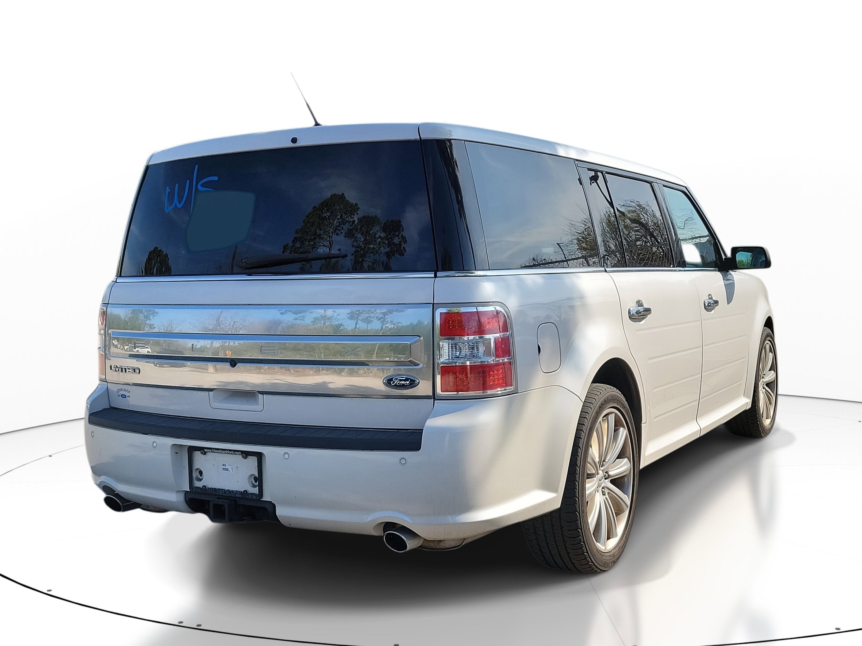 Used 2019 Ford Flex Limited w/ Class III Trailer Tow Package image 6