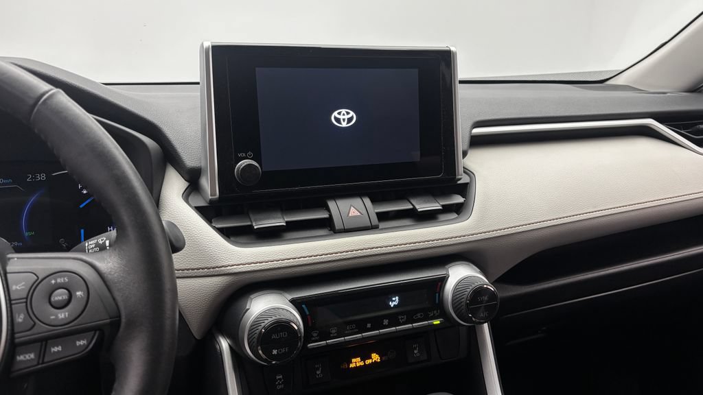 Used 2023 Toyota RAV4 XLE w/ XLE Grade Weather Package AWD/4WD image 21