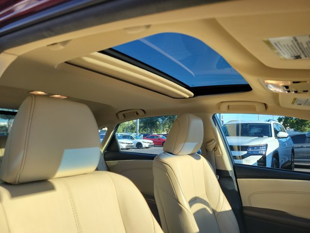 Used 2014 Toyota Avalon Limited FWD image 11