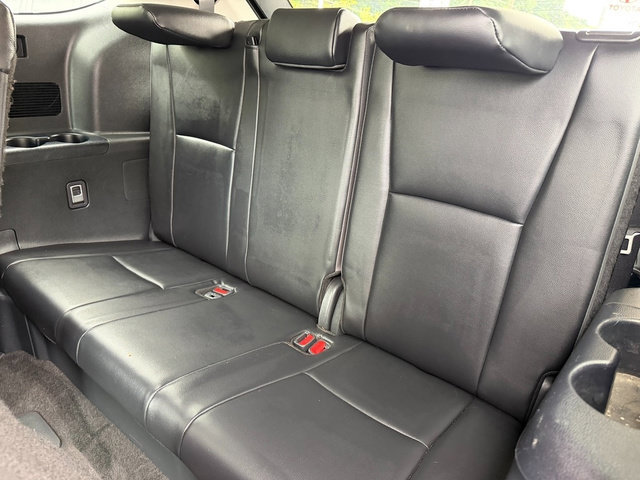 Used 2024 Toyota Highlander XLE AWD/4WD image 18
