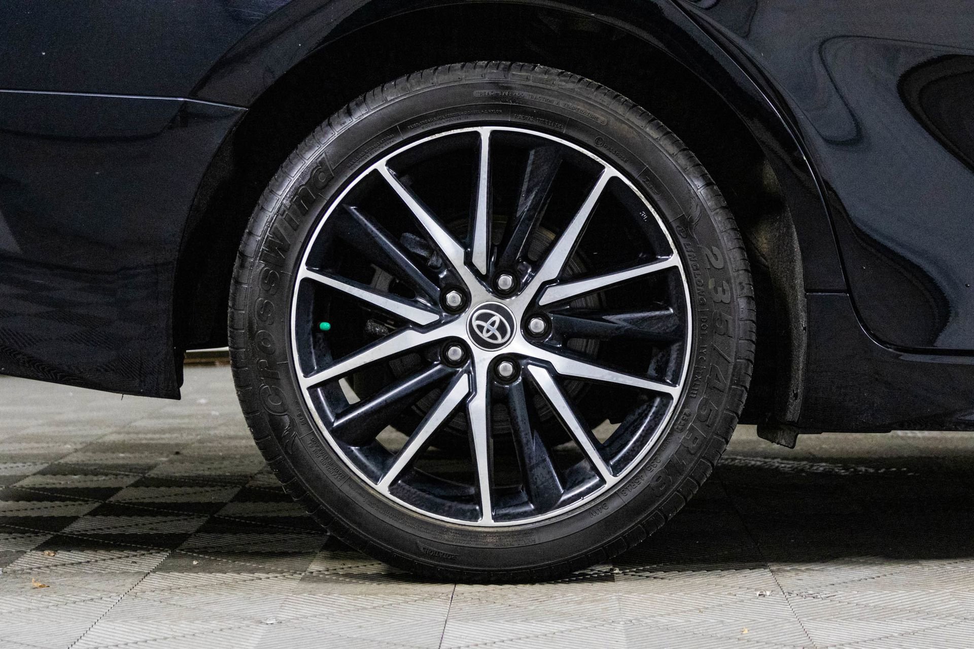 Used 2021 Toyota Camry SE image 41