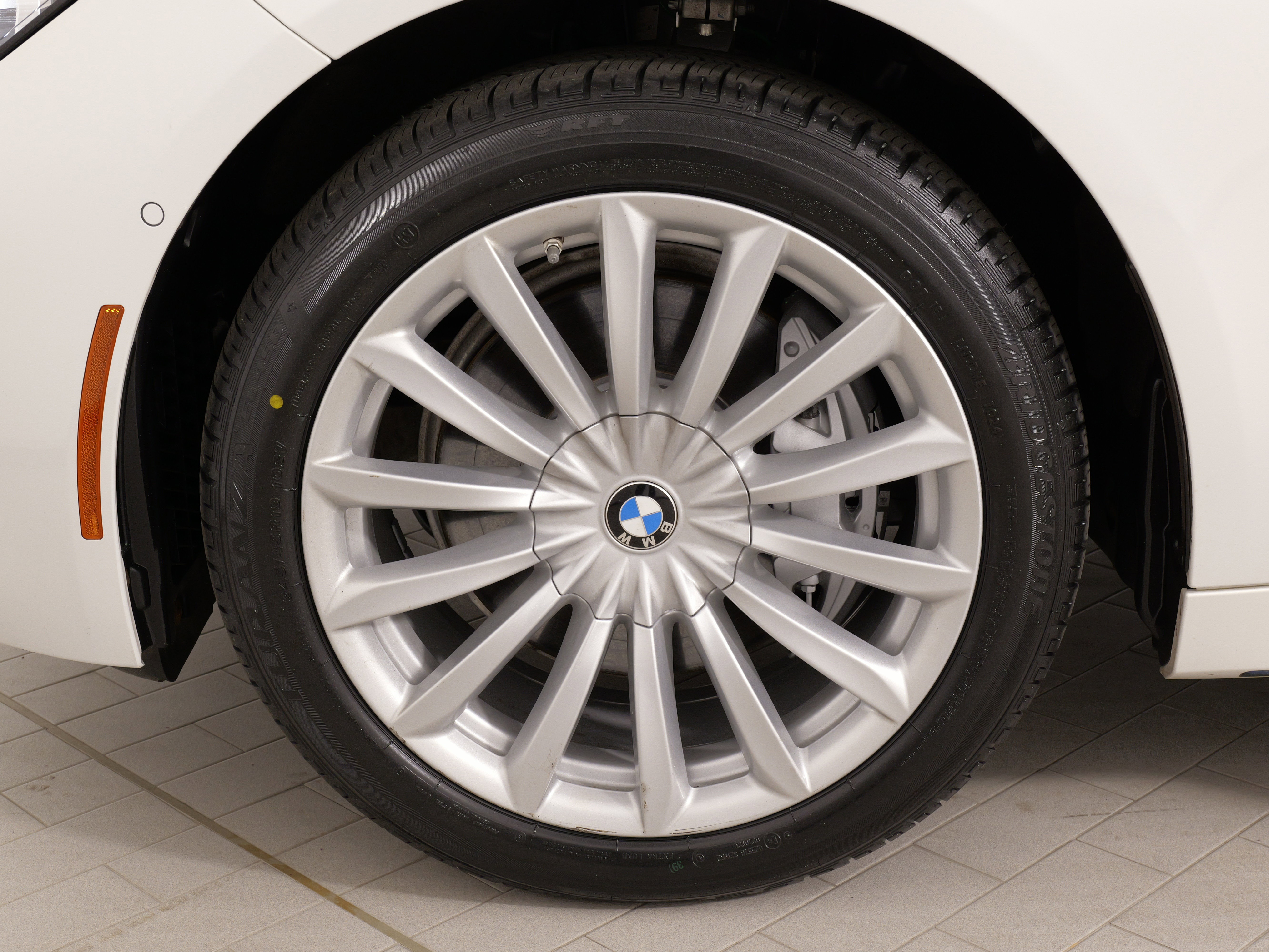 Used 2022 BMW 740i xDrive image 64