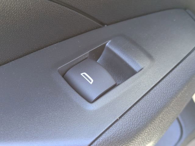 New 2026 Chevrolet Trax ACTIV w/ Sunroof Package image 24