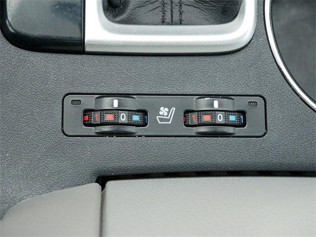 Used 2015 Toyota Highlander Limited image 22