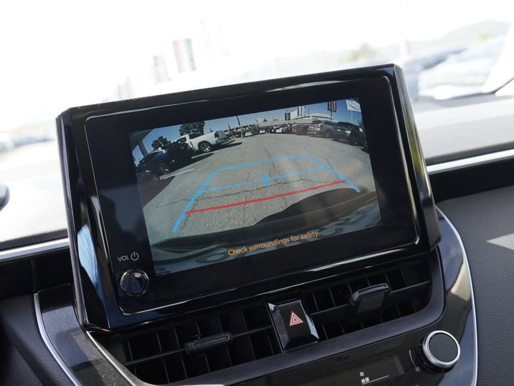 Used 2023 Toyota Corolla LE FWD image 12