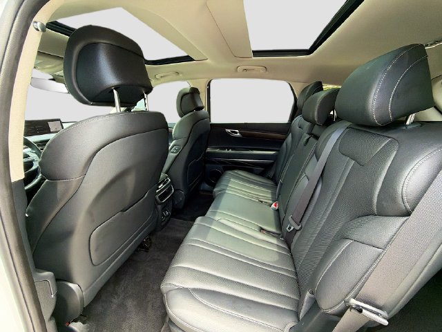 Used 2024 Genesis GV80 3.5T AWD/4WD image 25