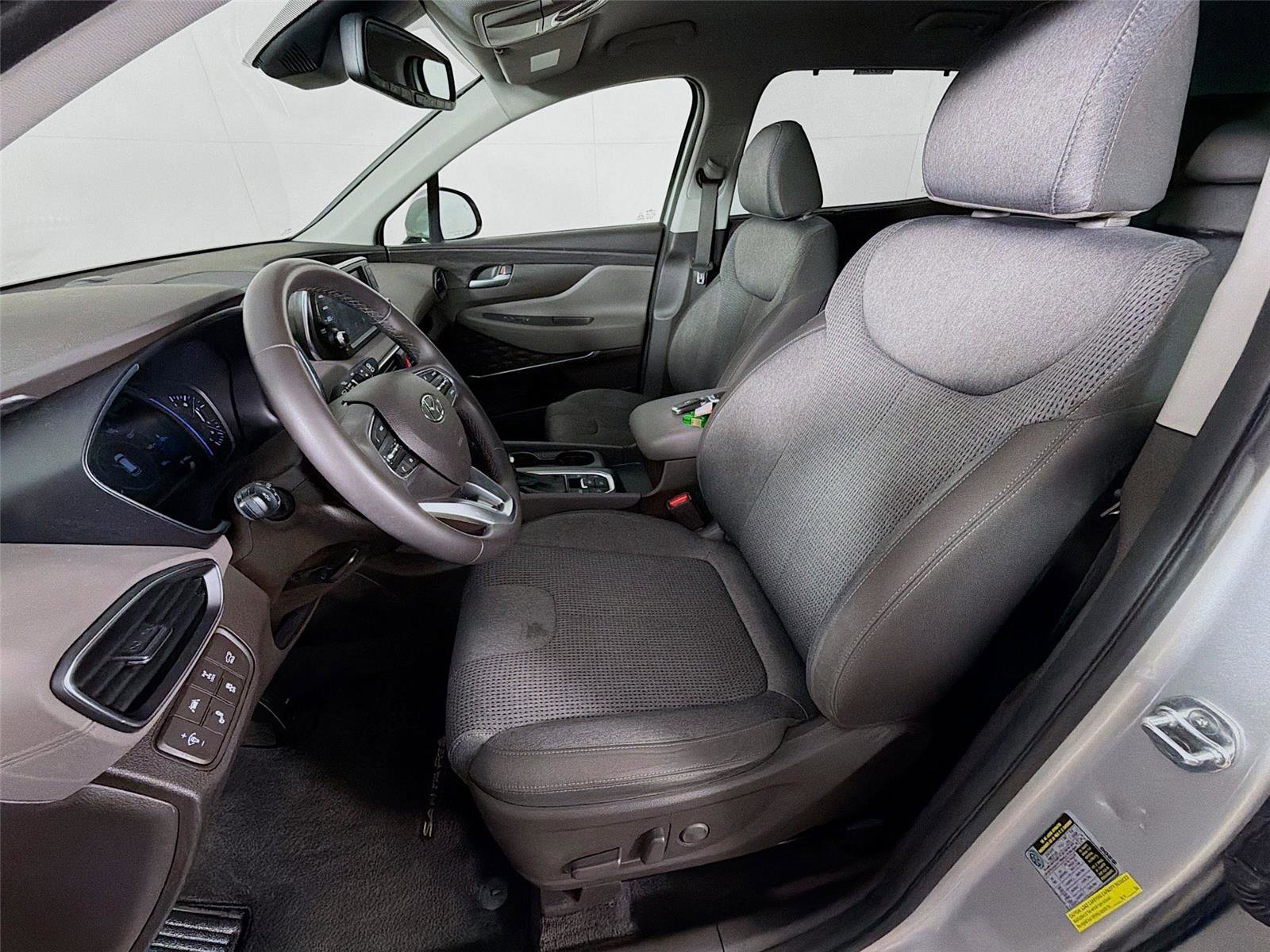 Used 2019 Hyundai Santa Fe SEL AWD/4WD image 11