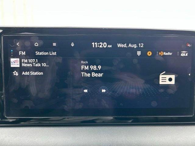 Used 2023 Hyundai Palisade Limited w/ Winter Package FWD image 28
