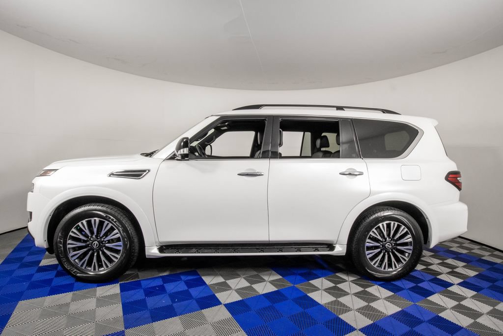 Used 2023 Nissan Armada SL w/ Midnight Edition Package RWD image 5