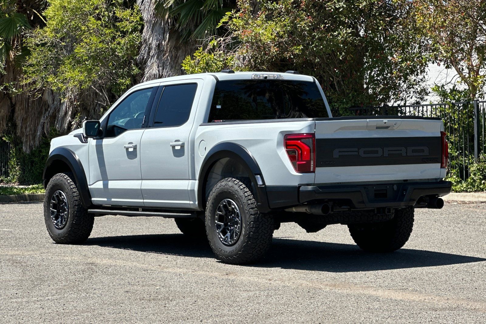 Certified 2024 Ford F150 Raptor AWD/4WD image 5