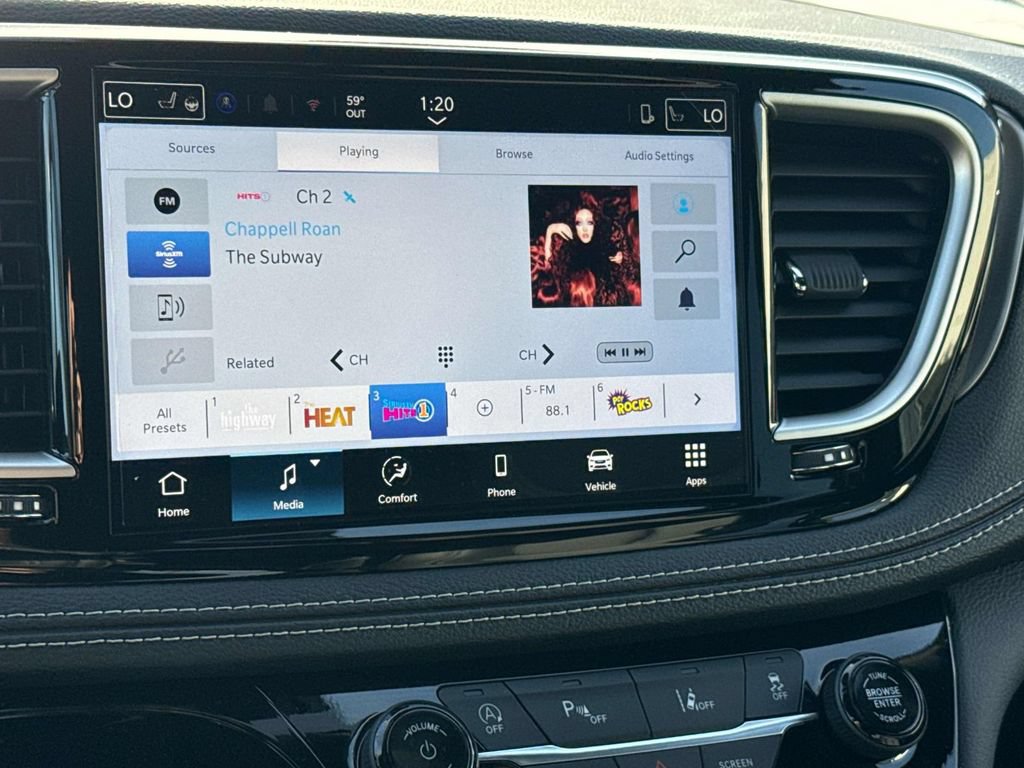 New 2026 Chrysler Pacifica Select FWD image 15