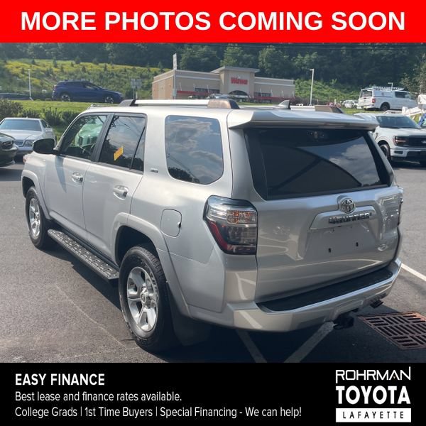 Used 2019 Toyota 4Runner SR5 AWD/4WD image 3