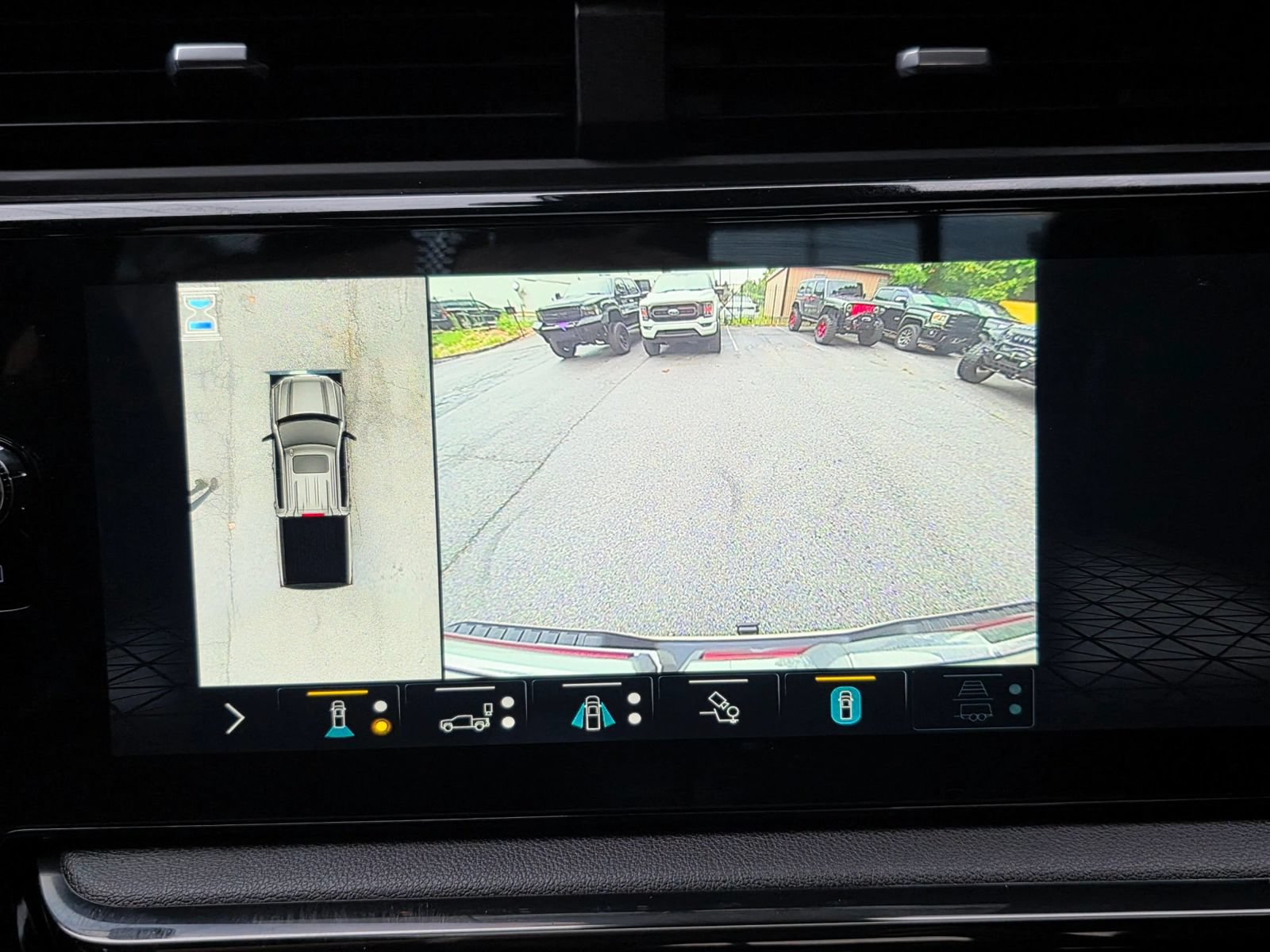 Used 2022 GMC Sierra 1500 AT4 w/ AT4 Premium Package AWD/4WD image 26