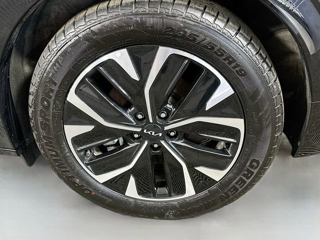 Used 2024 Kia EV6 Wind w/ Wind Technology Package AWD/4WD image 32