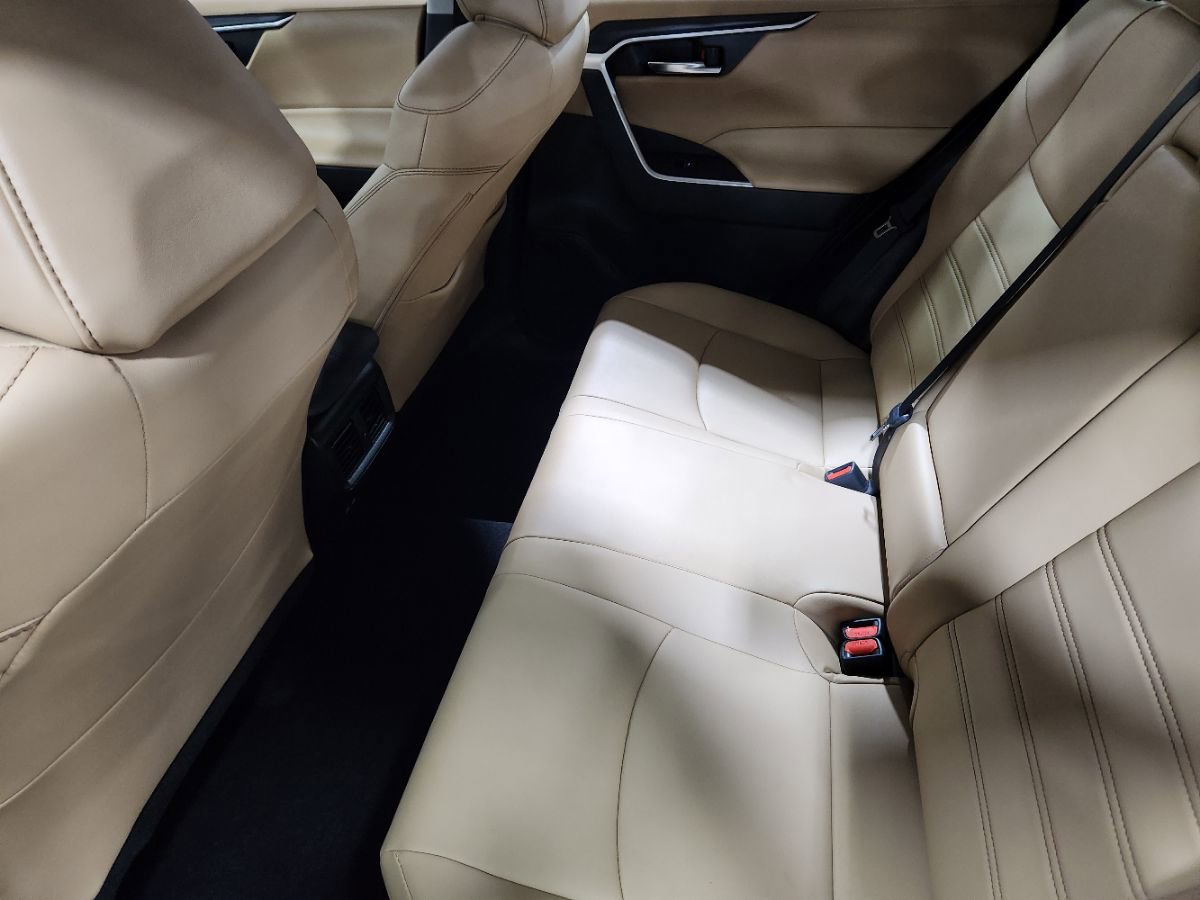 Used 2024 Toyota RAV4 XLE Premium image 49