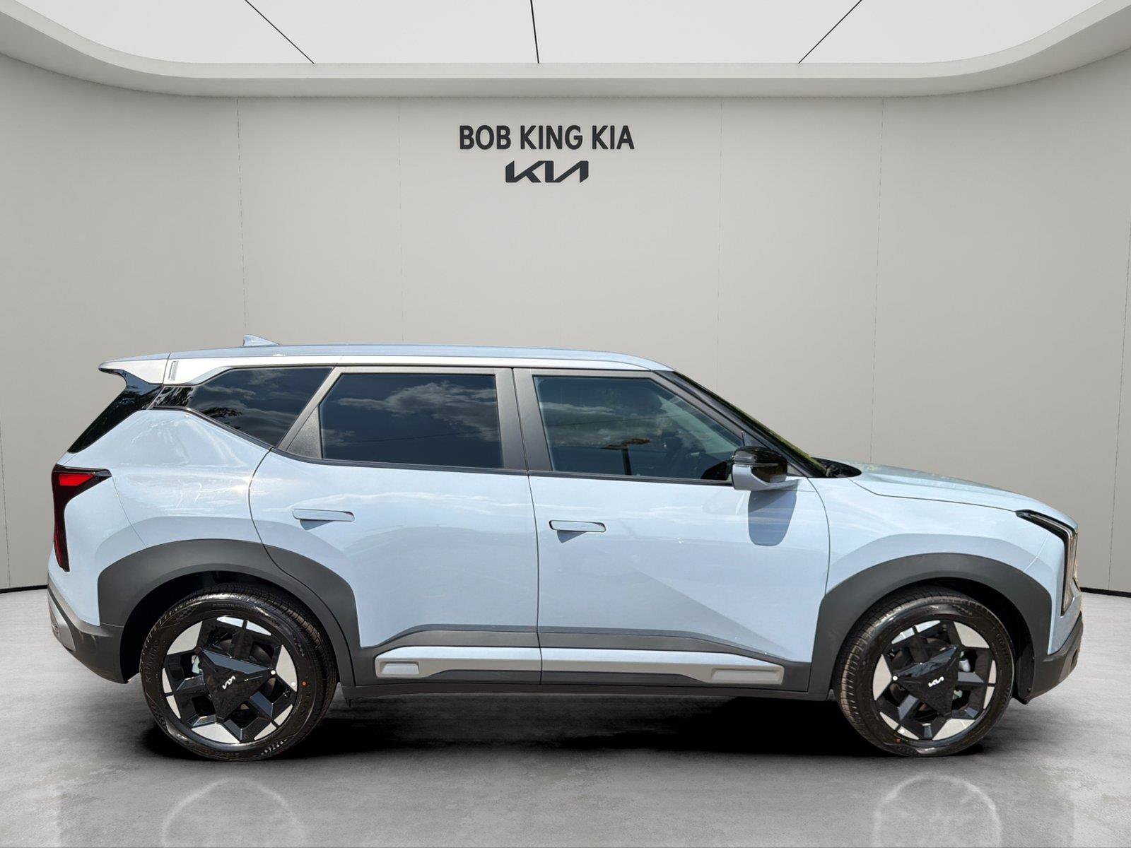 New 2027 Kia Seltos S FWD image 6