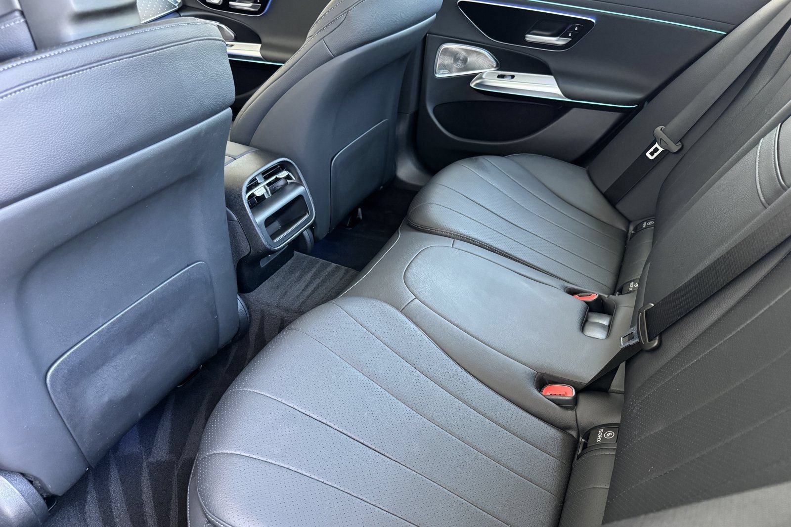 Certified 2024 Mercedes-Benz E 350 4MATIC Sedan image 4