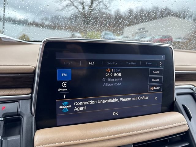 Used 2021 Chevrolet Tahoe Premier w/ Premium Package AWD/4WD image 17