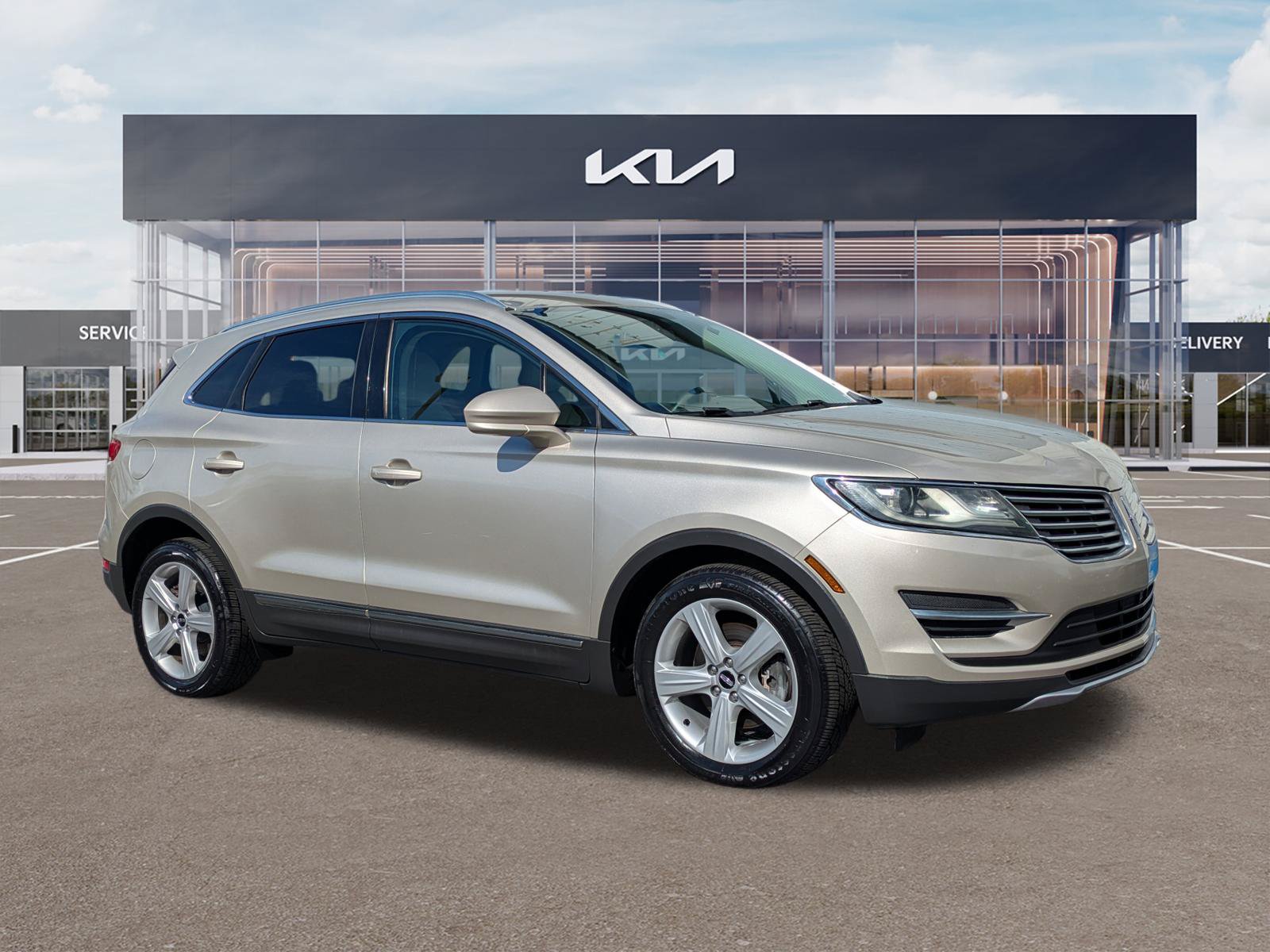 Used 2017 Lincoln MKC Premiere FWD image 1