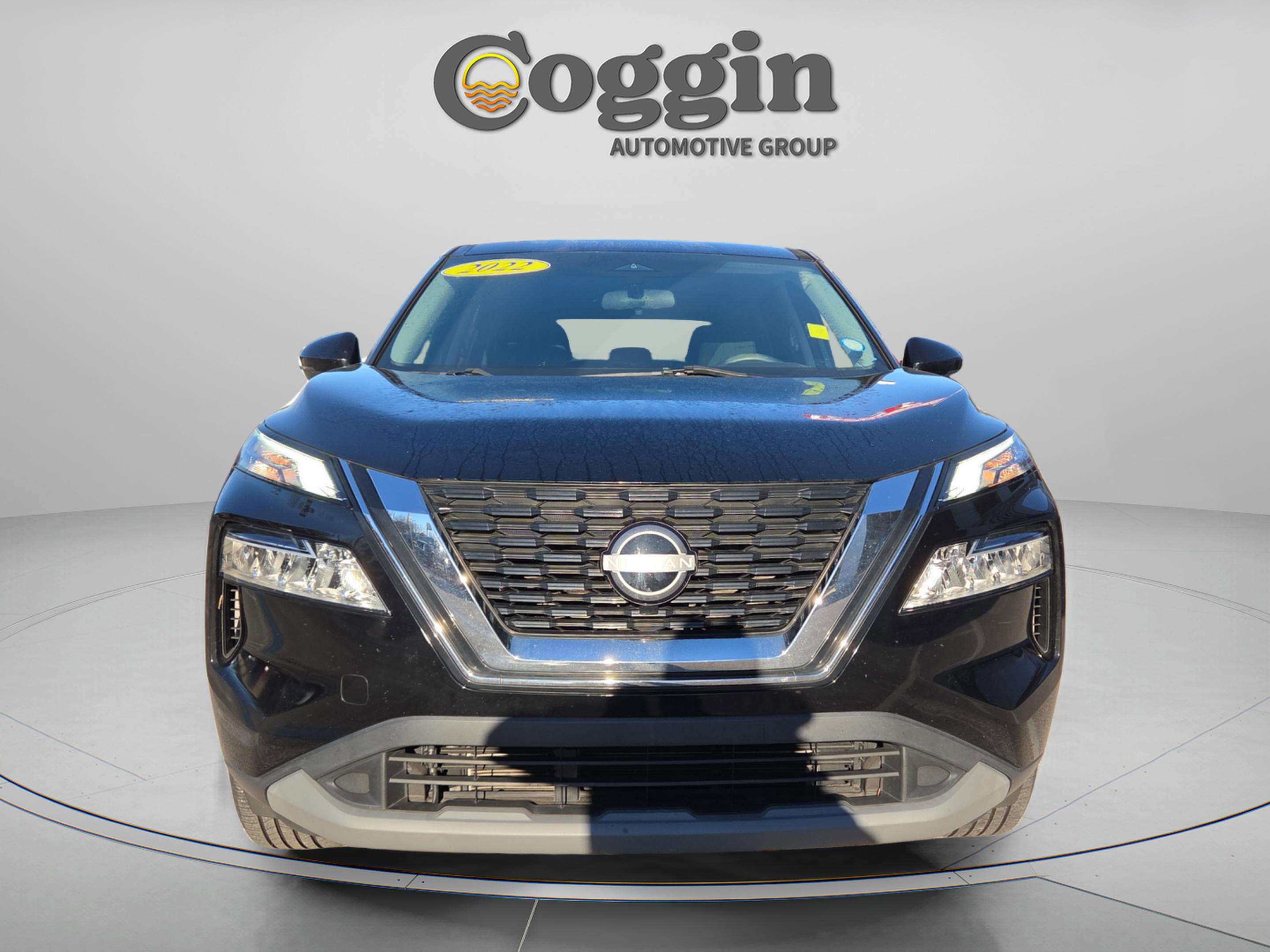 Used 2022 Nissan Rogue SV image 9