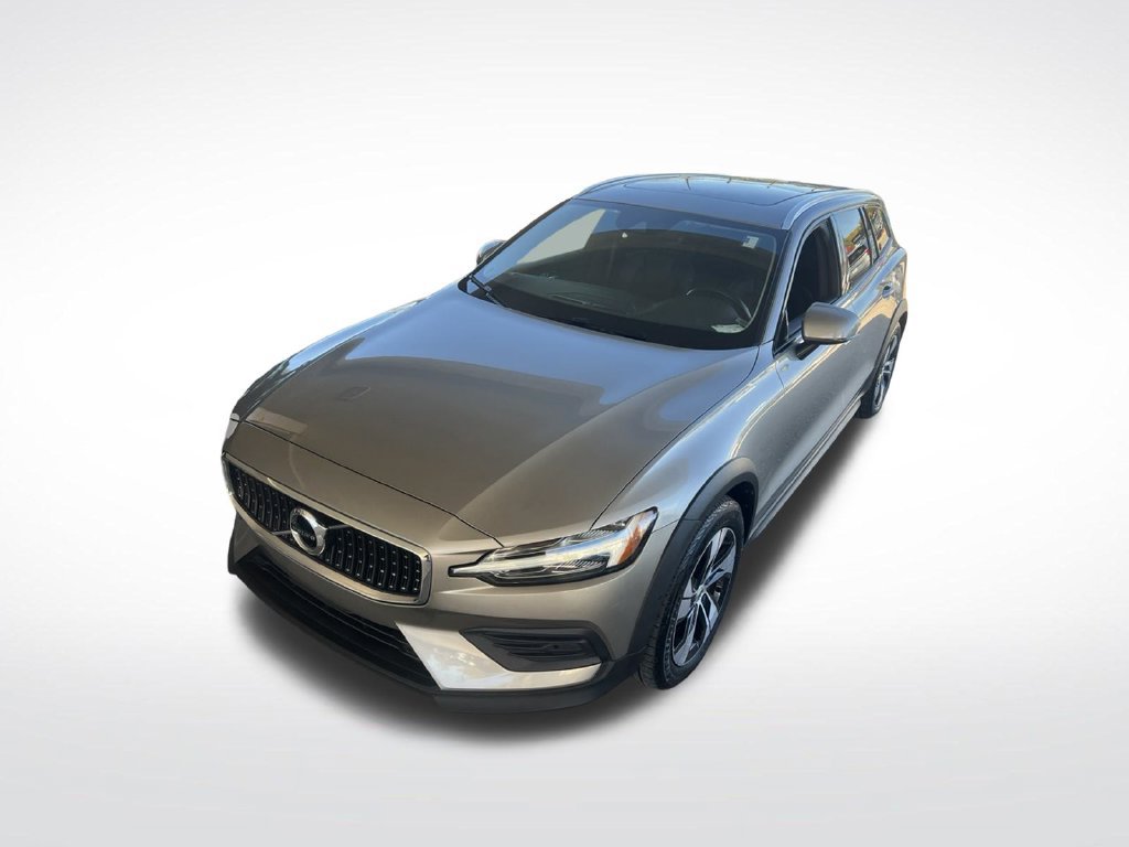 Used 2020 Volvo V60 T5 Cross Country w/ Protection Package AWD/4WD image 35