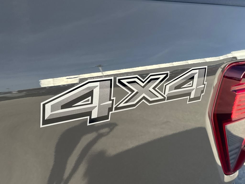 New 2026 Ford F150 XLT w/ Equipment Group 302A MID AWD/4WD image 9