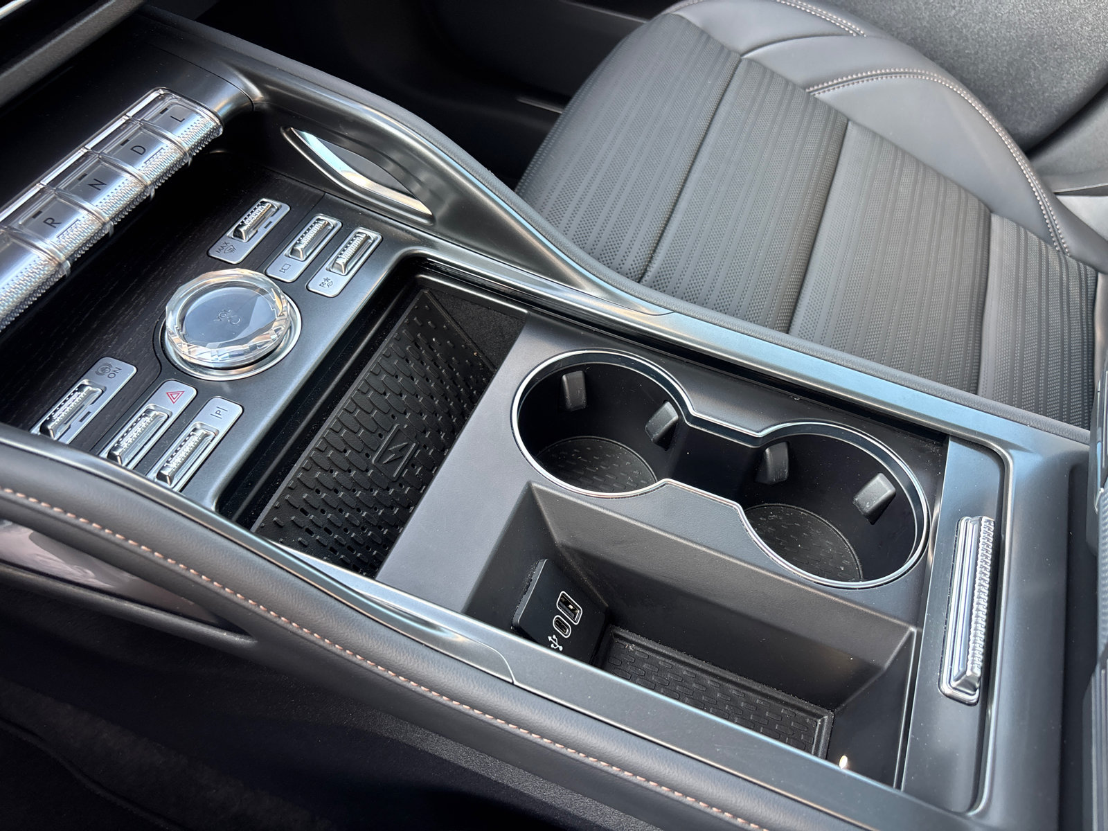 New 2026 Lincoln Nautilus Reserve AWD/4WD image 24