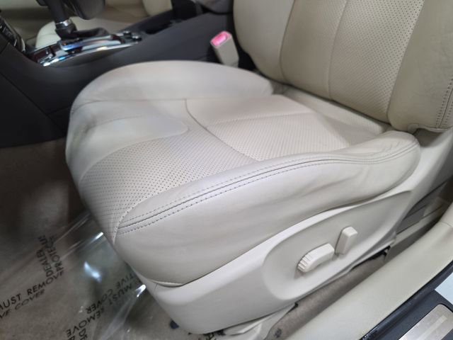 Used 2012 INFINITI G37 x w/ Premium Pkg image 28