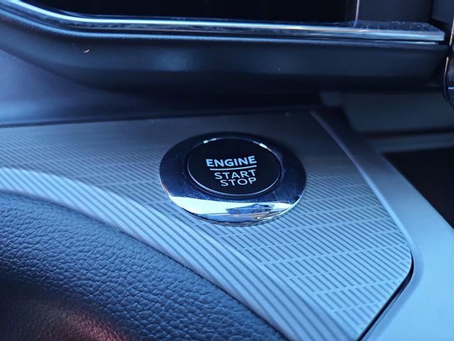 Used 2023 Ford Explorer XLT w/ Equipment Group 202A image 30