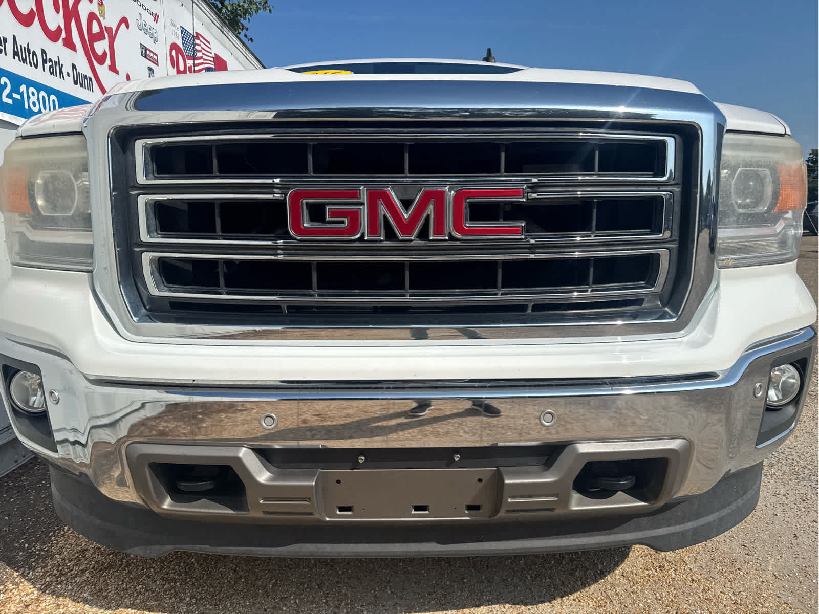 Used 2015 GMC Sierra 1500 SLT w/ SLT Crew Cab Value Package AWD/4WD image 11
