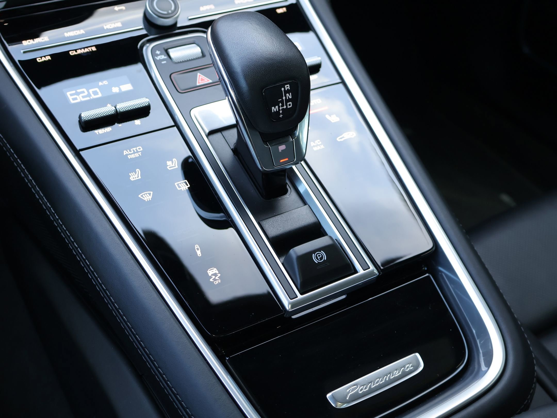 Certified 2023 Porsche Panamera GTS image 21