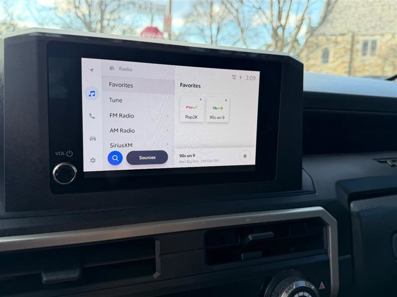 Used 2024 Toyota Tacoma SR image 38