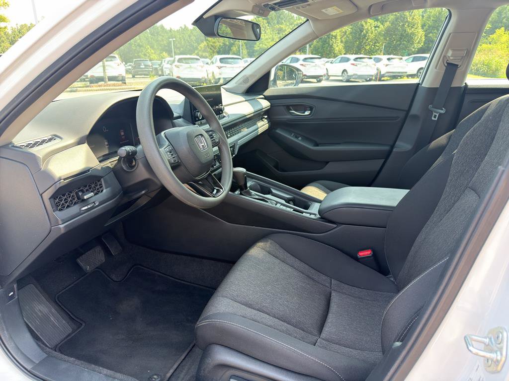 Used 2023 Honda Accord EX image 24