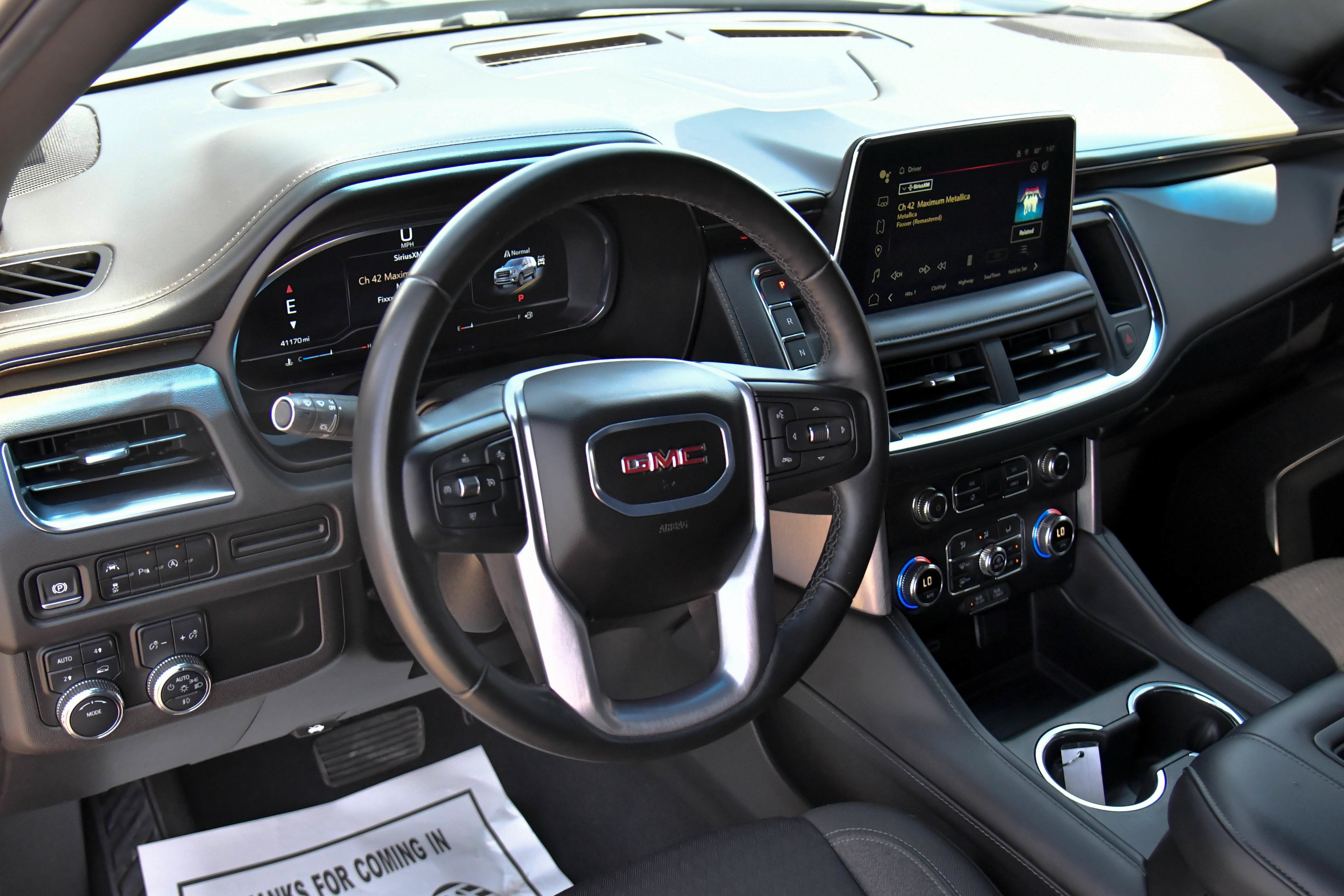 Used 2024 GMC Yukon SLE AWD/4WD image 14
