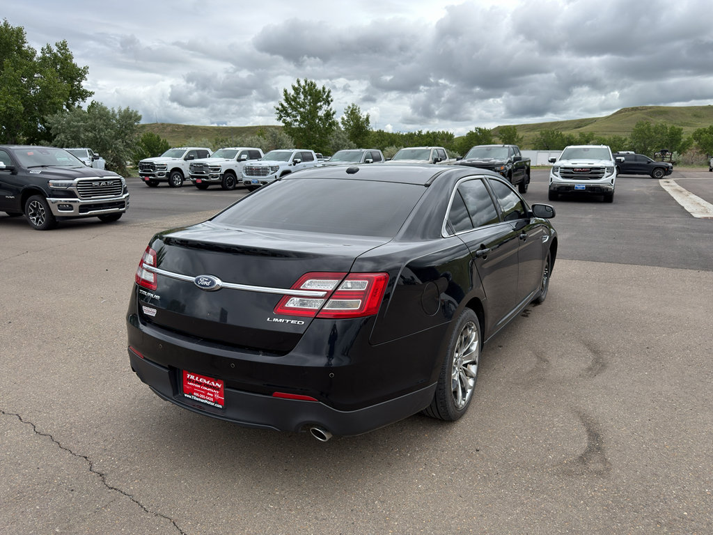 Used 2016 Ford Taurus Limited FWD image 15