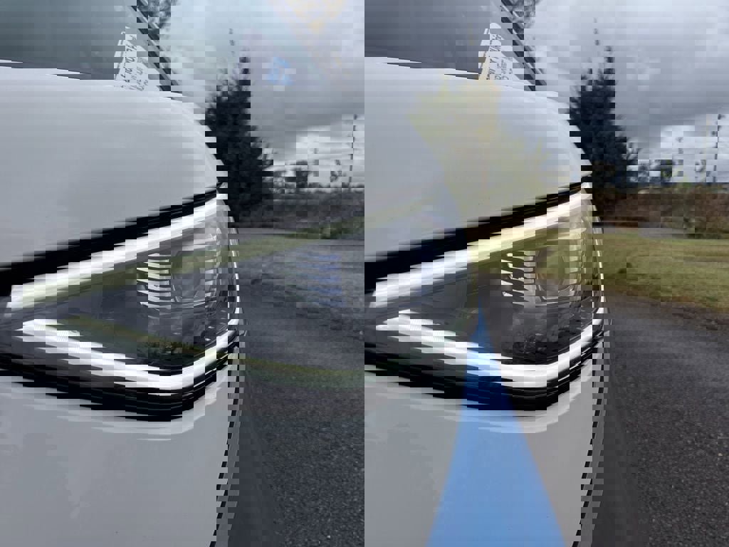 New 2025 Volkswagen ID. Buzz Pro S Plus image 8