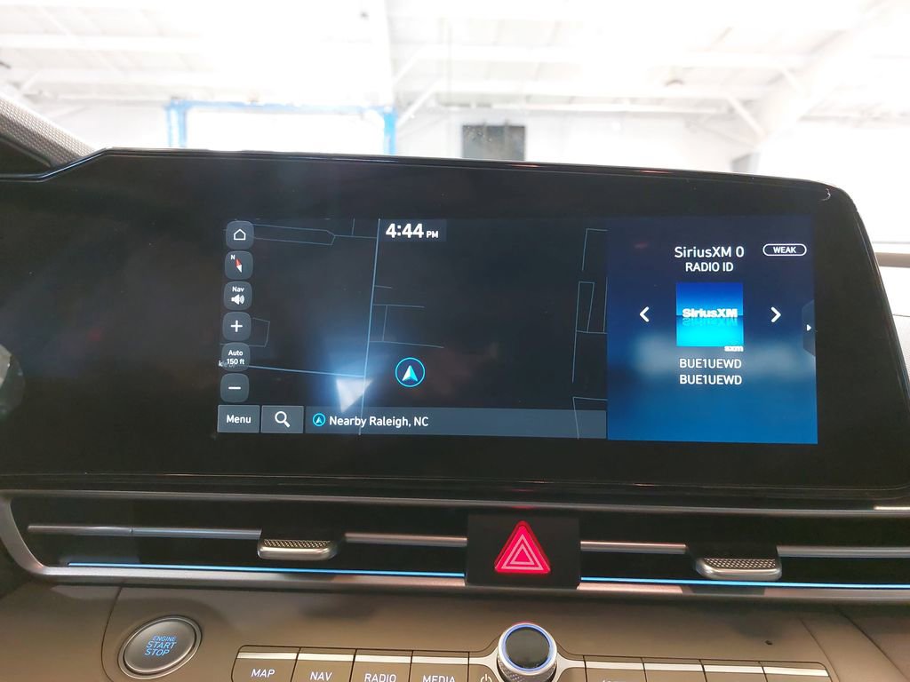 Certified 2025 Hyundai Elantra SEL image 23