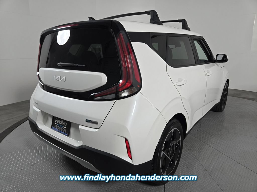 Used 2023 Kia Soul EX FWD image 6