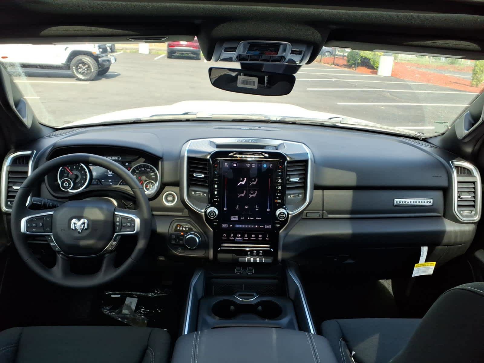 New 2026 RAM 1500 Big Horn AWD/4WD image 9