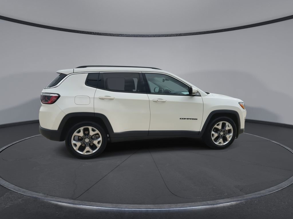 Used 2021 Jeep Compass Limited image 9