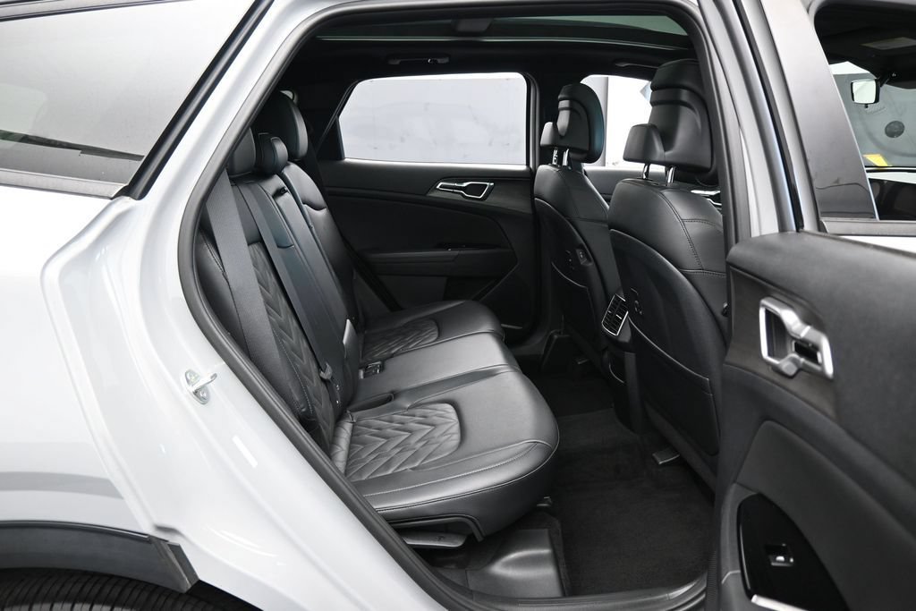 Used 2024 Kia Sportage X-Line w/ X-Line Premium Package AWD/4WD image 40