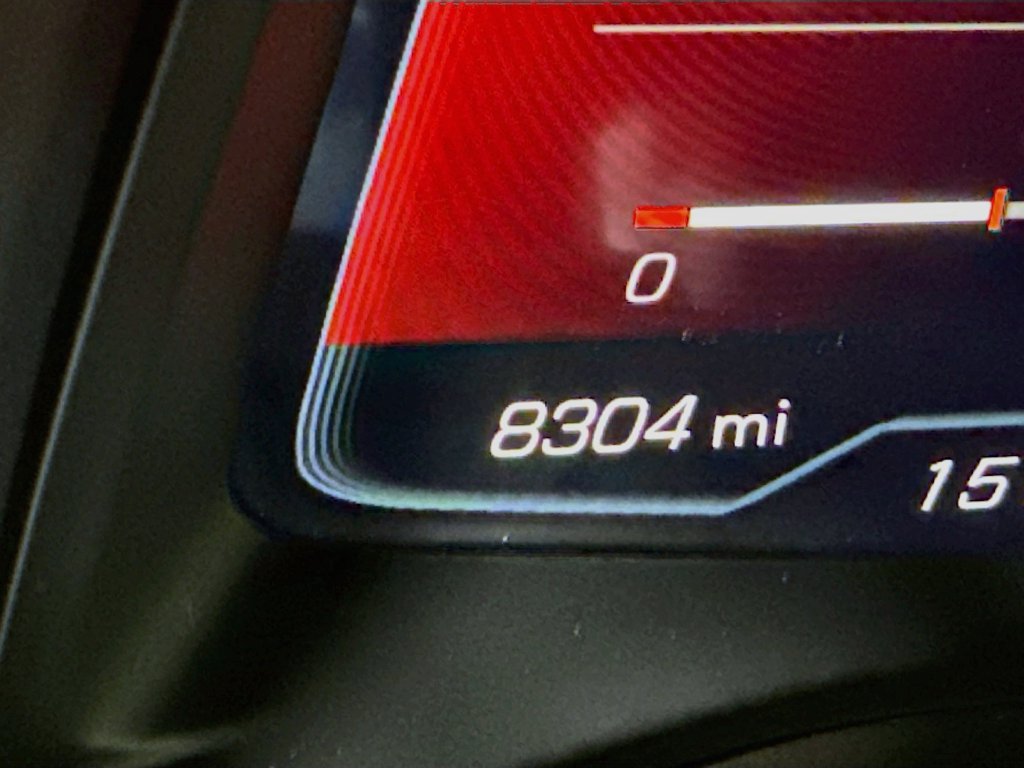 Used 2024 Chevrolet Corvette Stingray Premium Cpe w/ Z51 Performance Package RWD image 4