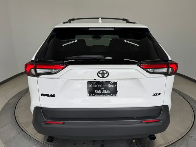 Used 2025 Toyota RAV4 XLE w/ Convenience Package FWD image 12