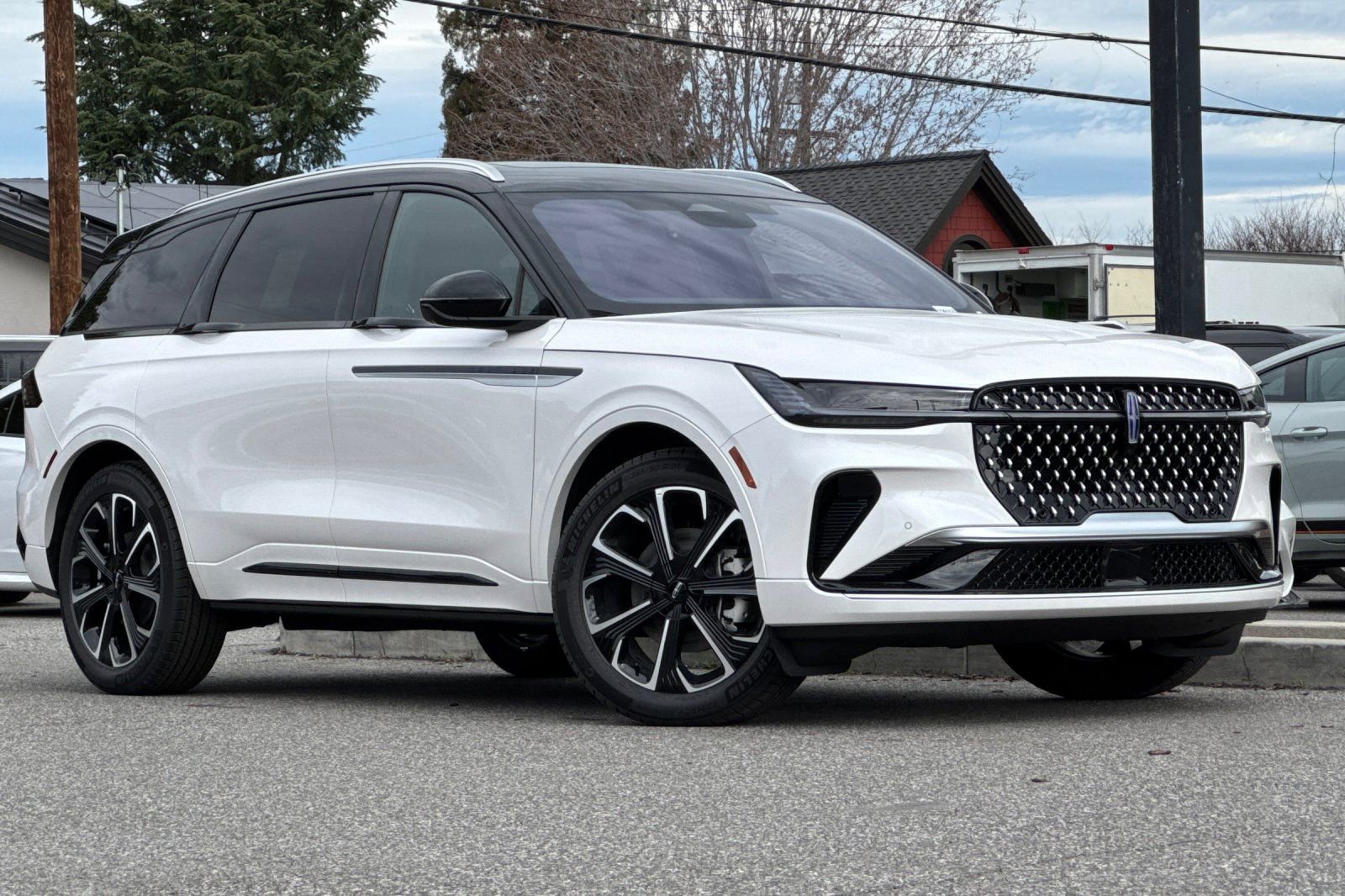 New 2026 Lincoln Nautilus Reserve image 2