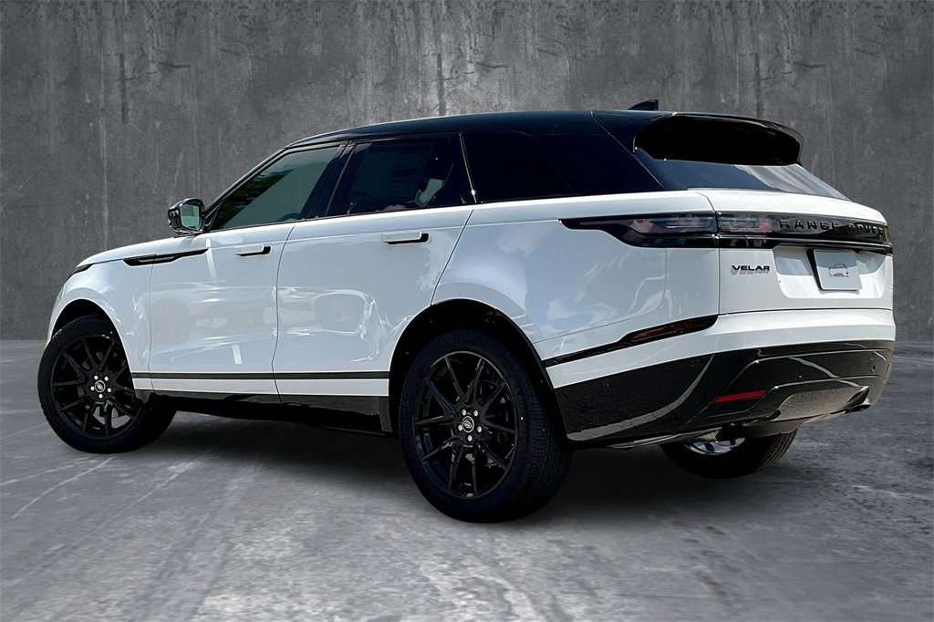 New 2026 Land Rover Range Rover Velar Dynamic SE image 3