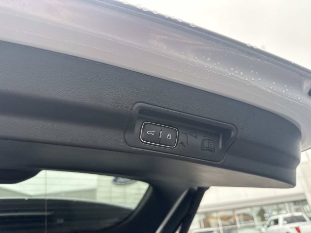 Used 2026 Ford Explorer ST-Line AWD/4WD image 8
