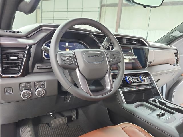 New 2026 GMC Sierra 2500 Denali Ultimate AWD/4WD image 18